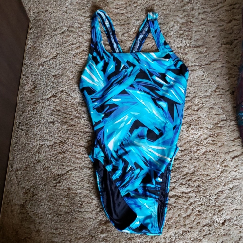 Ladies Speedo swimsuit size 8 34